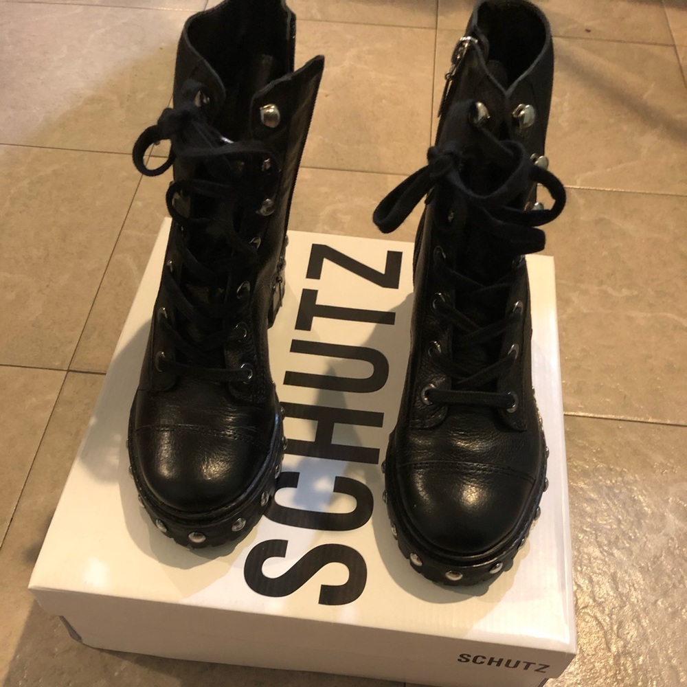 Schutz Andrea studded combat boots - Picture 2 of 6
